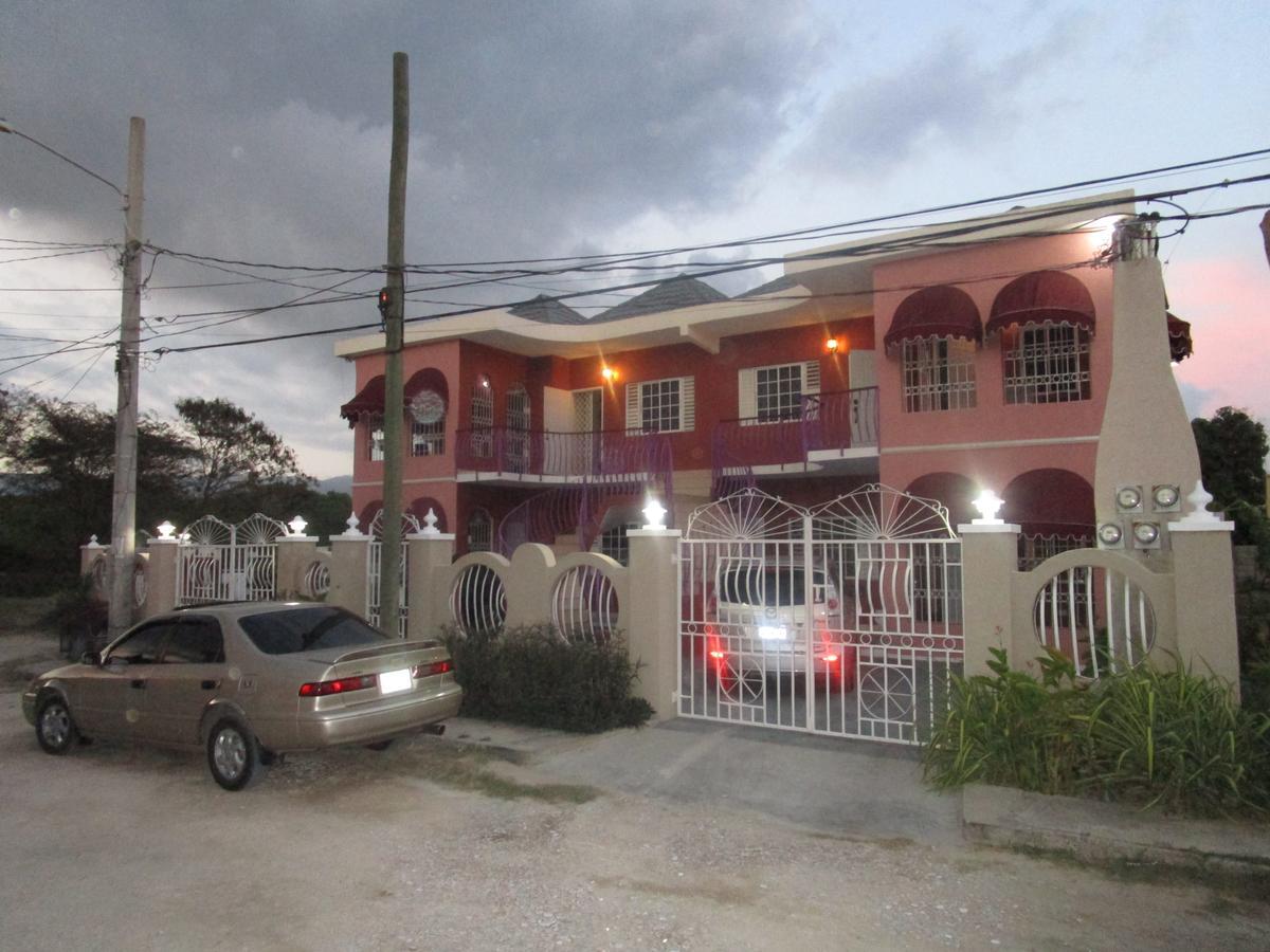The Residence Portmore Apartments Exterior photo
