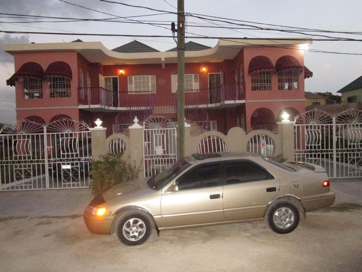The Residence Portmore Apartments Exterior photo